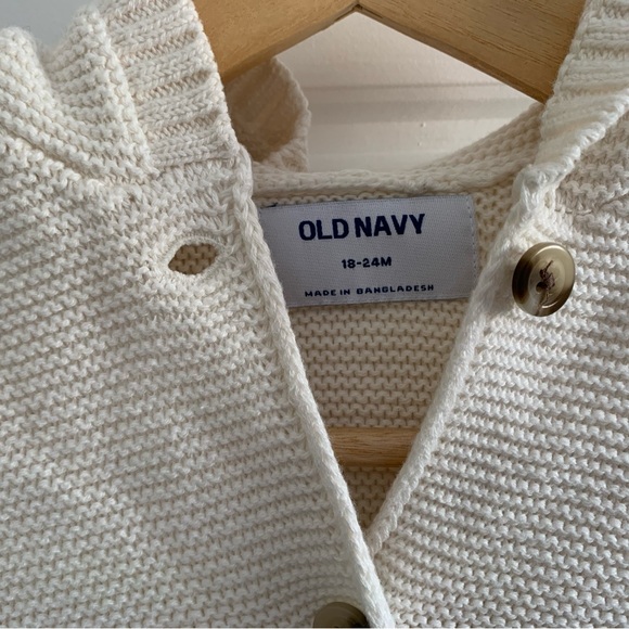 Old Navy Knit Sweater - Size 18-24 months - Picture 2 of 3